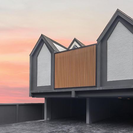 Appartement Nidhra นิทรา à Ban Lat Krachaeng Extérieur photo