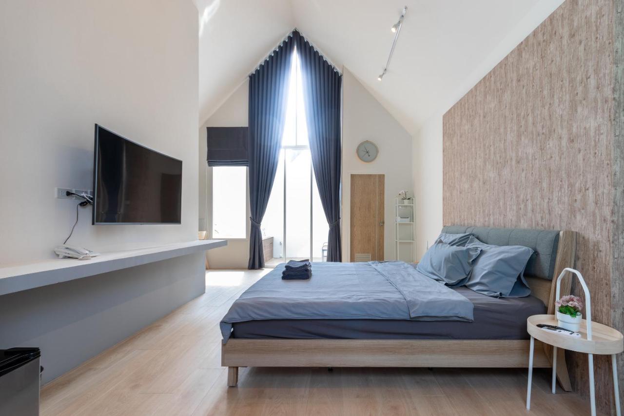 Appartement Nidhra นิทรา à Ban Lat Krachaeng Extérieur photo