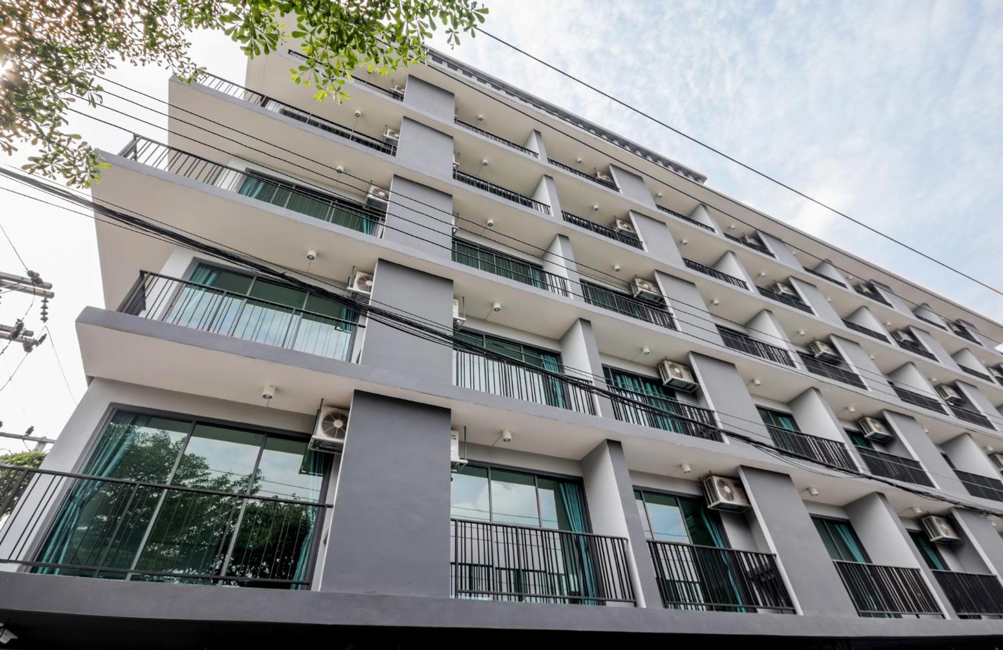 Appartement Nidhra นิทรา à Ban Lat Krachaeng Extérieur photo